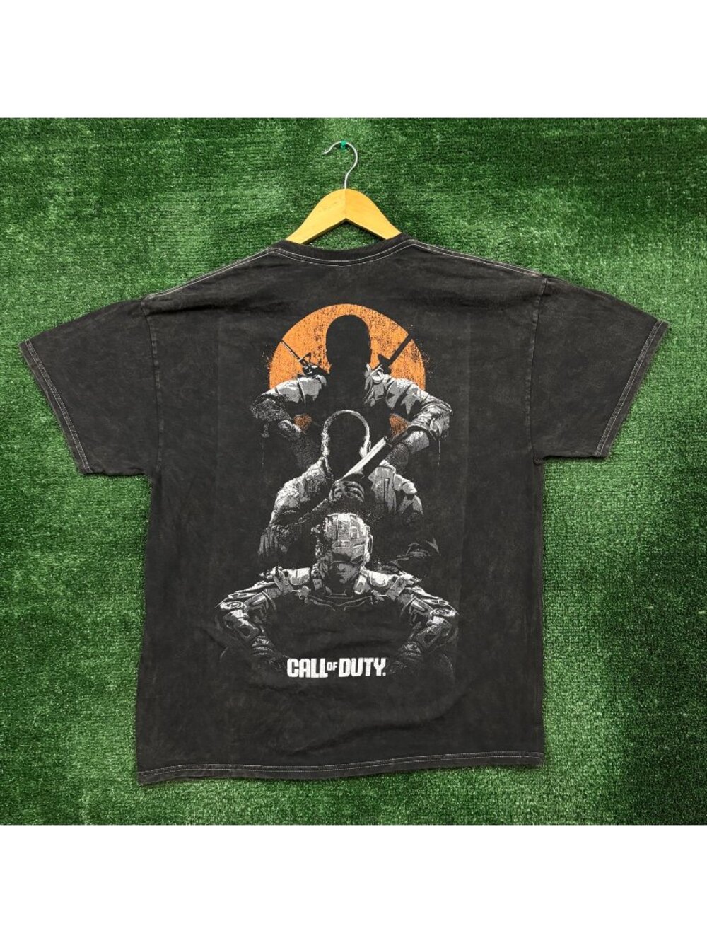 Call of Duty Black Ops Mineral Wash Graphic T-Shirt Size Large